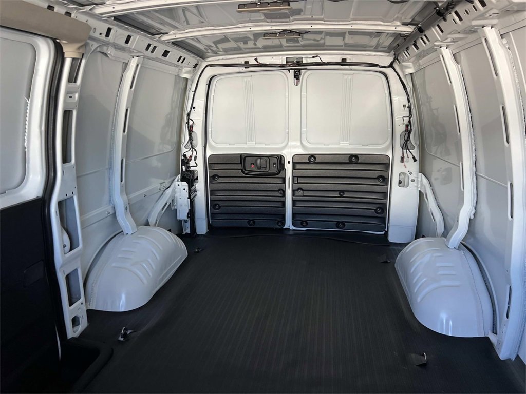 New 2025 Chevrolet Express 2500 w/ Communications Package image 22