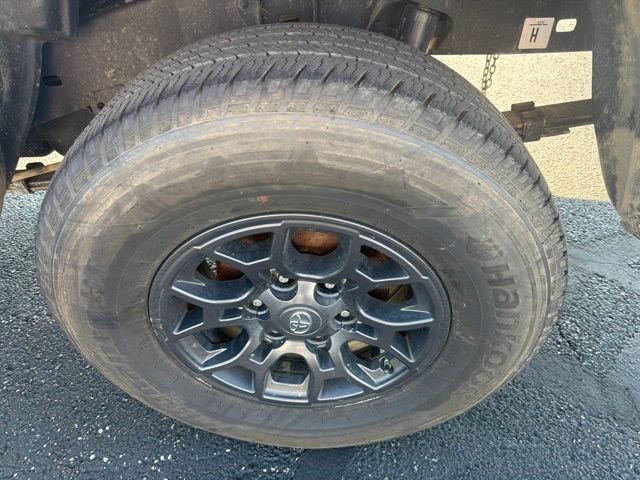 Used 2023 Toyota Tacoma SR AWD/4WD image 26