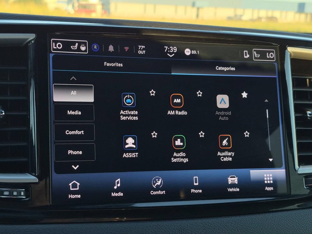 Used 2025 Chrysler Pacifica Select FWD image 26