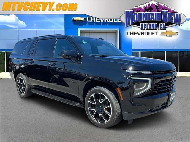 Used 2025 Chevrolet Suburban RST w/ Comfort Package AWD/4WD image 1