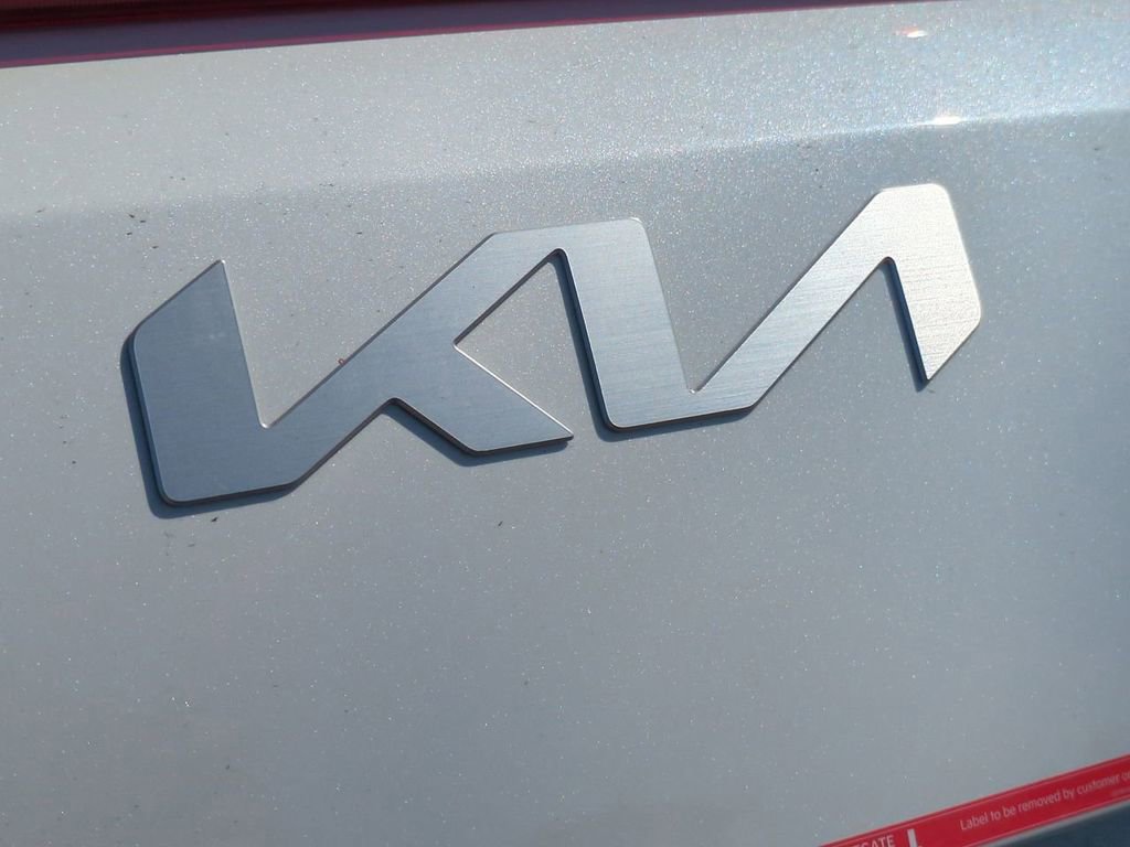 New 2026 Kia Carnival SX FWD image 31