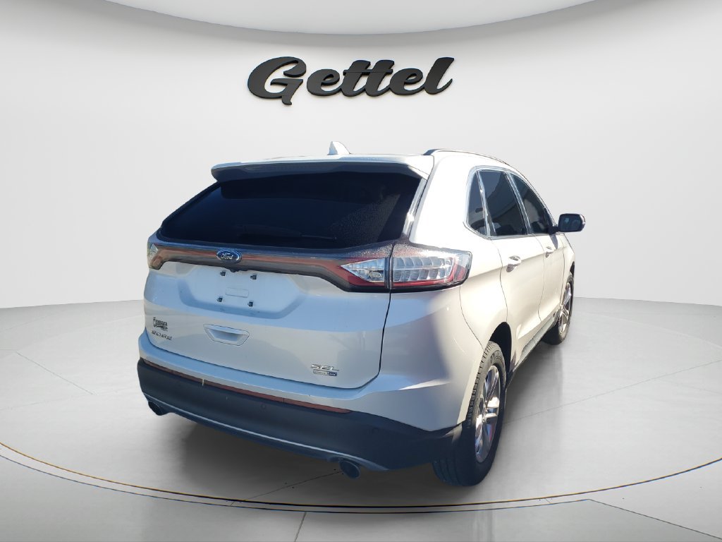 Used 2017 Ford Edge SEL w/ Equipment Group 201A AWD/4WD image 4