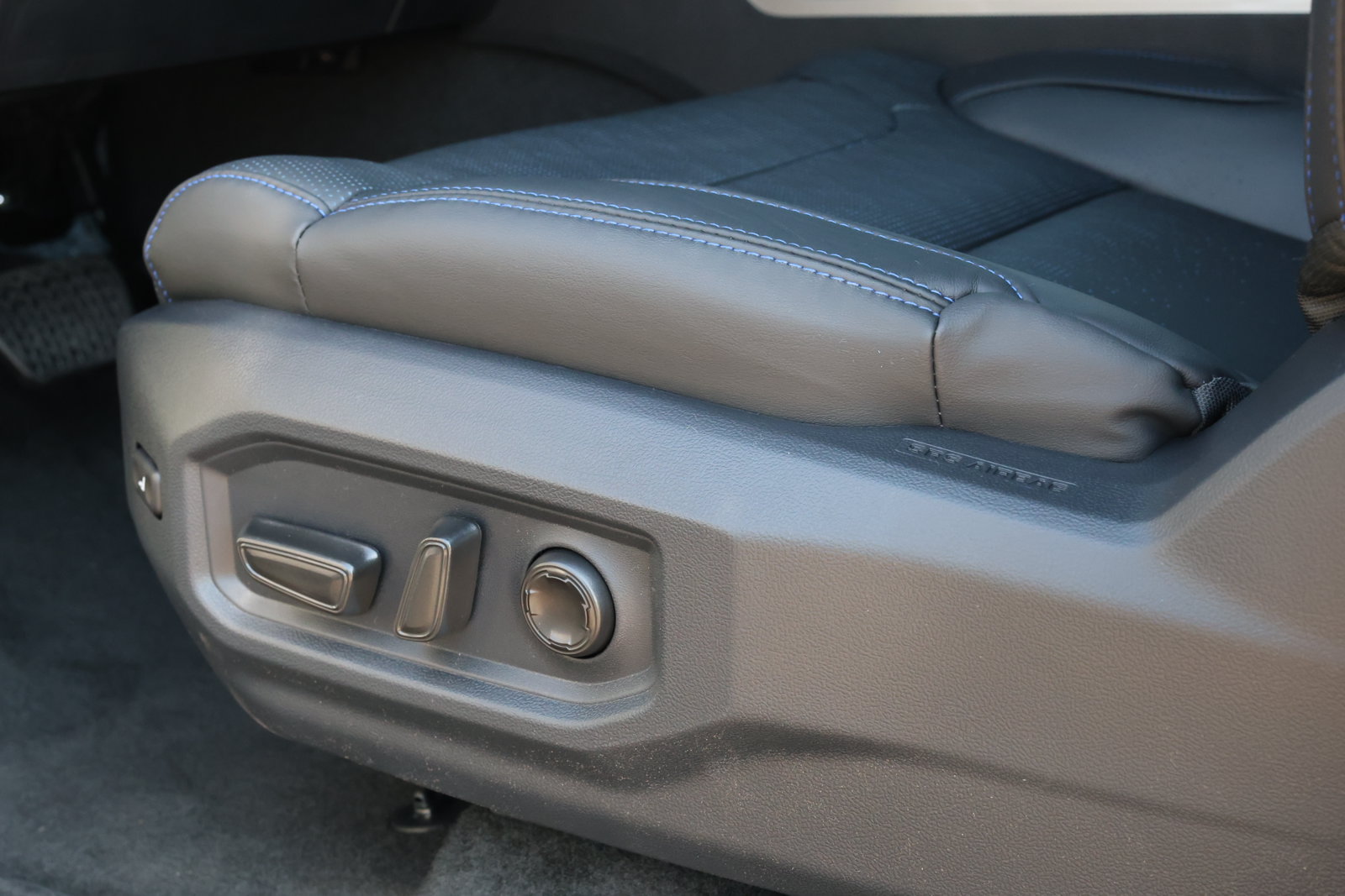 New 2026 Toyota Sequoia Platinum AWD/4WD image 31