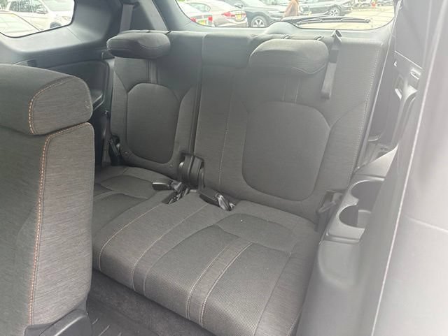 Used 2023 Honda Pilot Sport image 11