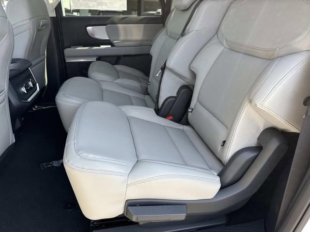 New 2026 Ford Expedition Max Active image 19