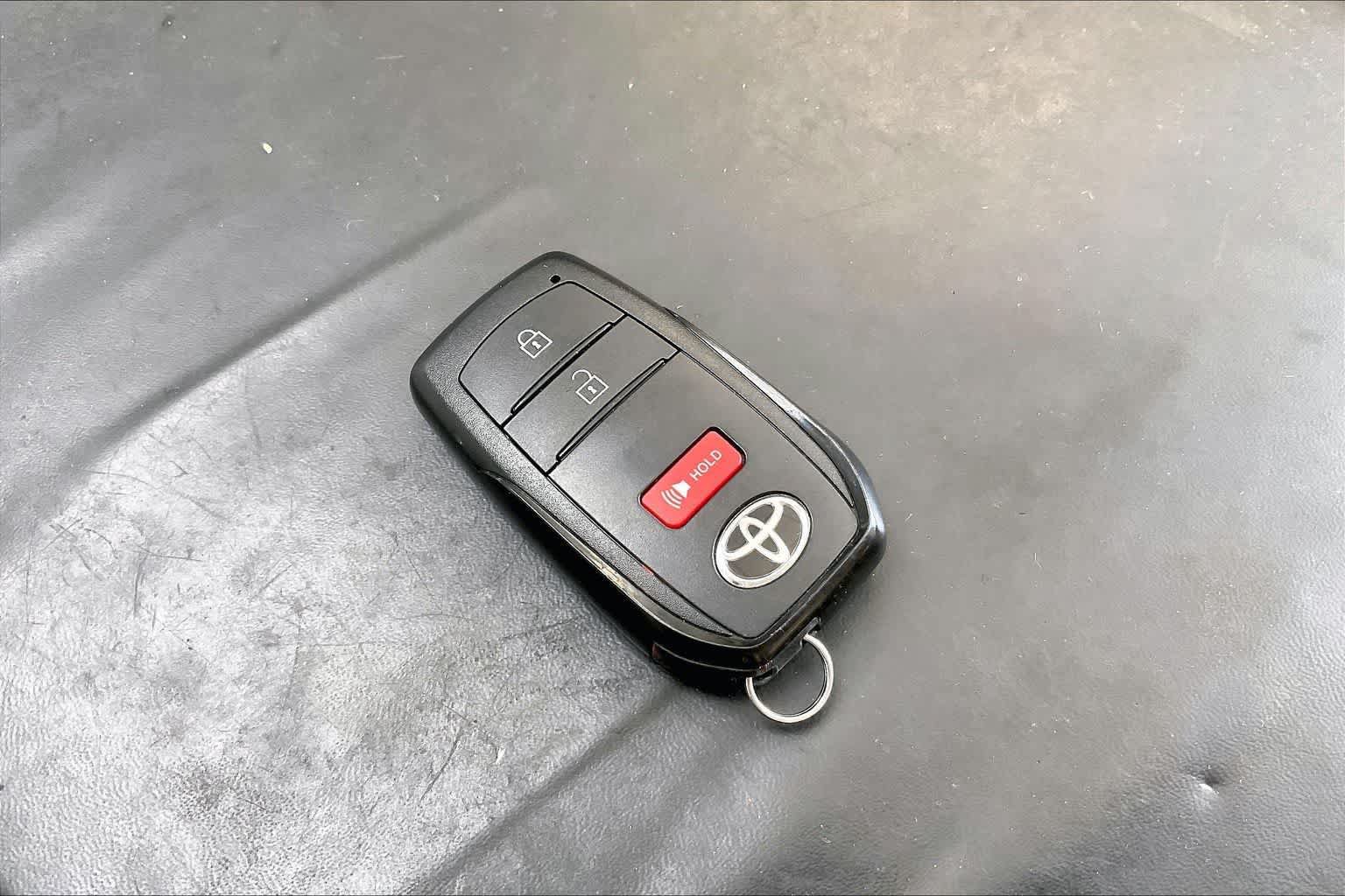 Used 2025 Toyota Tacoma TRD Off-Road AWD/4WD image 19