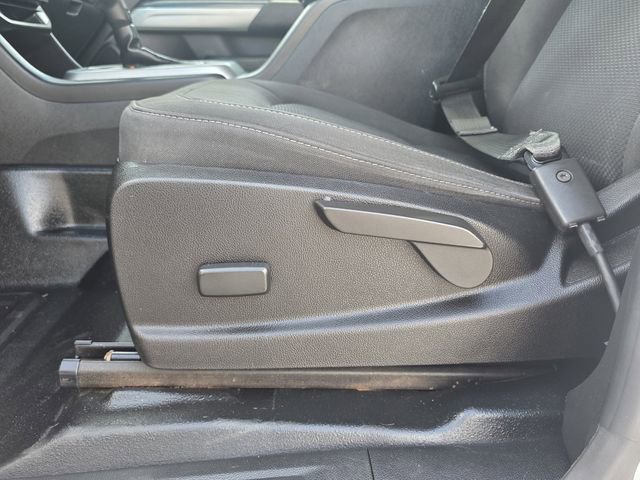 Used 2021 Chevrolet Colorado LT w/ Fleet Safety Package image 12