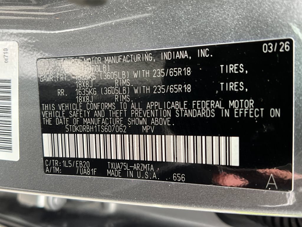Used 2026 Toyota Highlander XLE AWD/4WD image 29