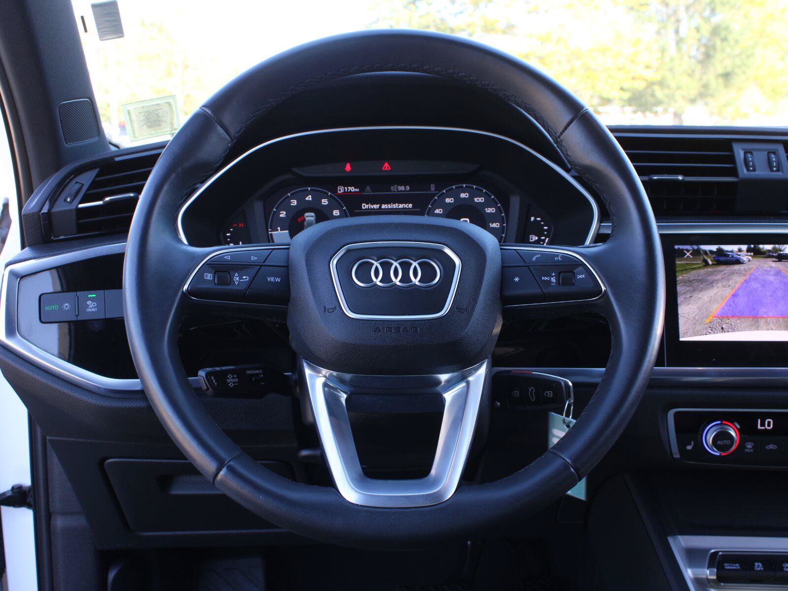 Used 2025 Audi Q3 2.0T Premium AWD/4WD image 13