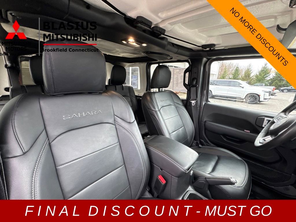 Used 2023 Jeep Wrangler Unlimited Sahara w/ Cold Weather Group image 17