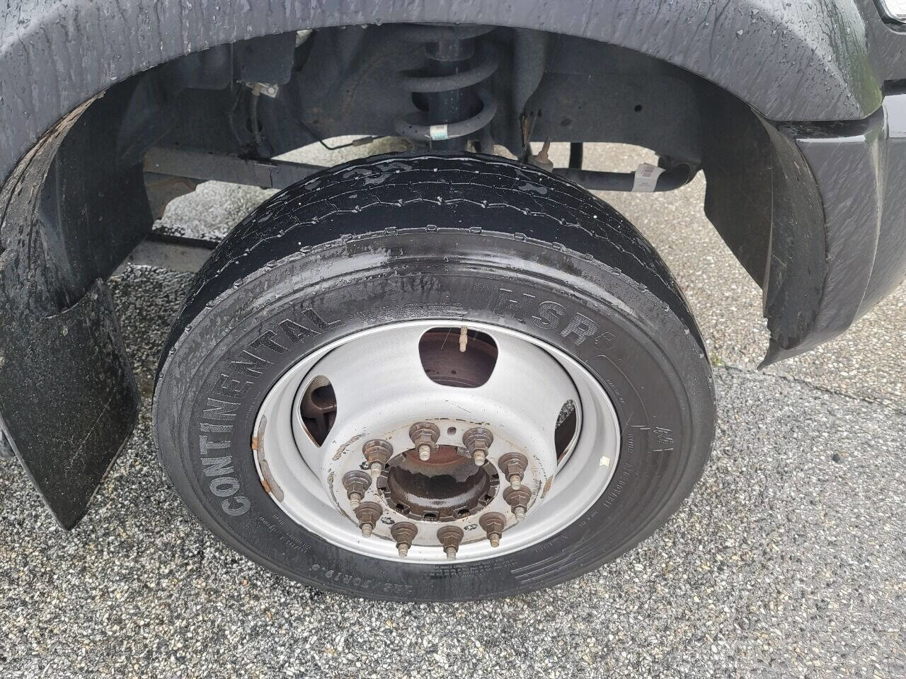 Used 2017 RAM 5500 Tradesman w/ Payload Upgrade Package image 38