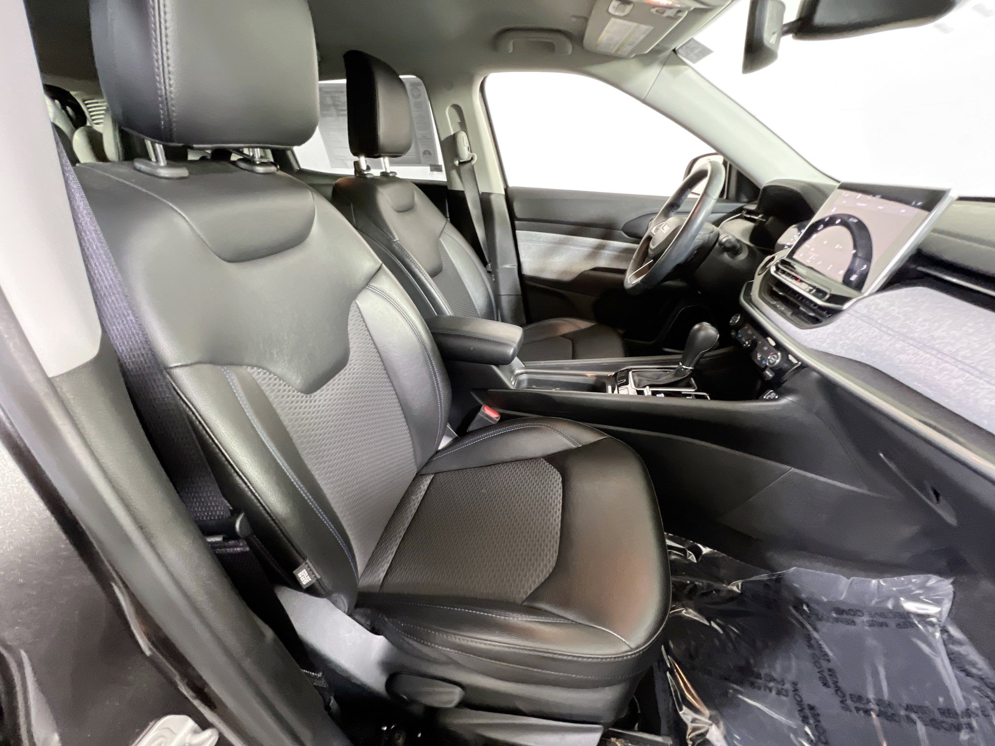 Used 2022 Jeep Compass Latitude w/ Convenience Group image 26