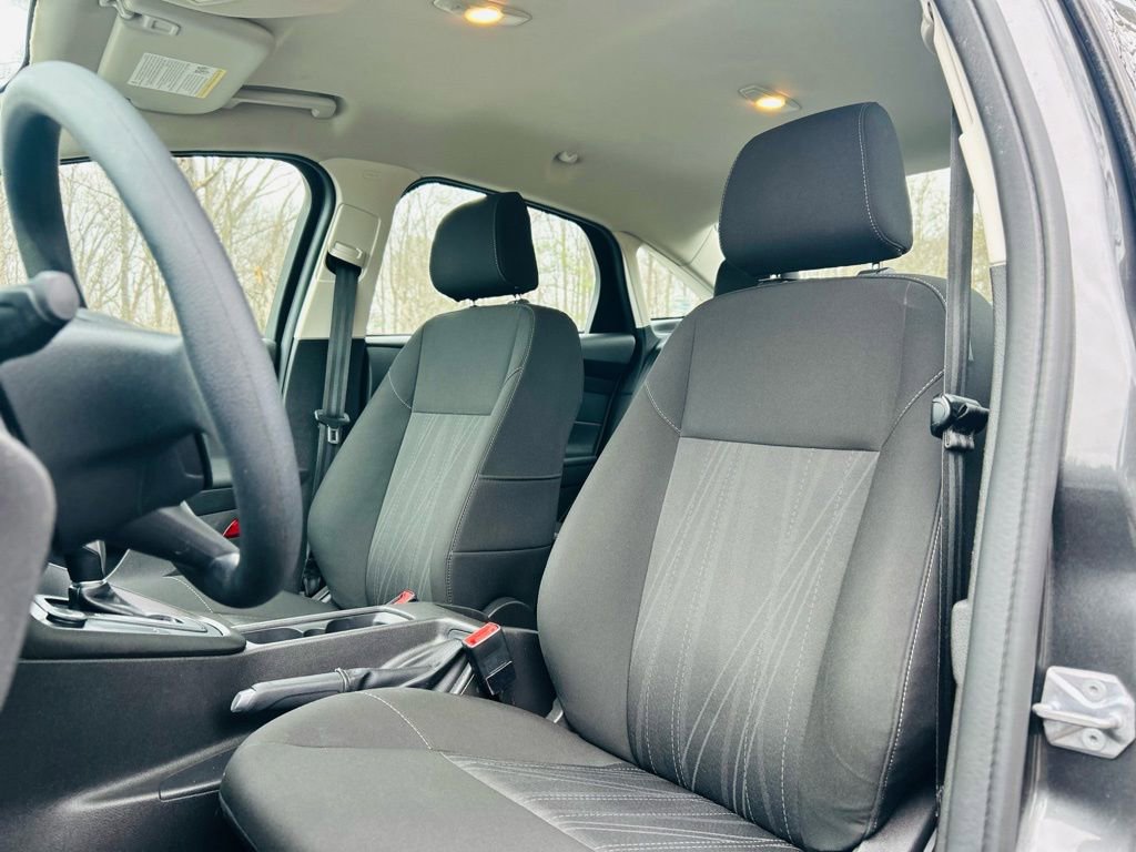 Used 2018 Ford Focus S image 22