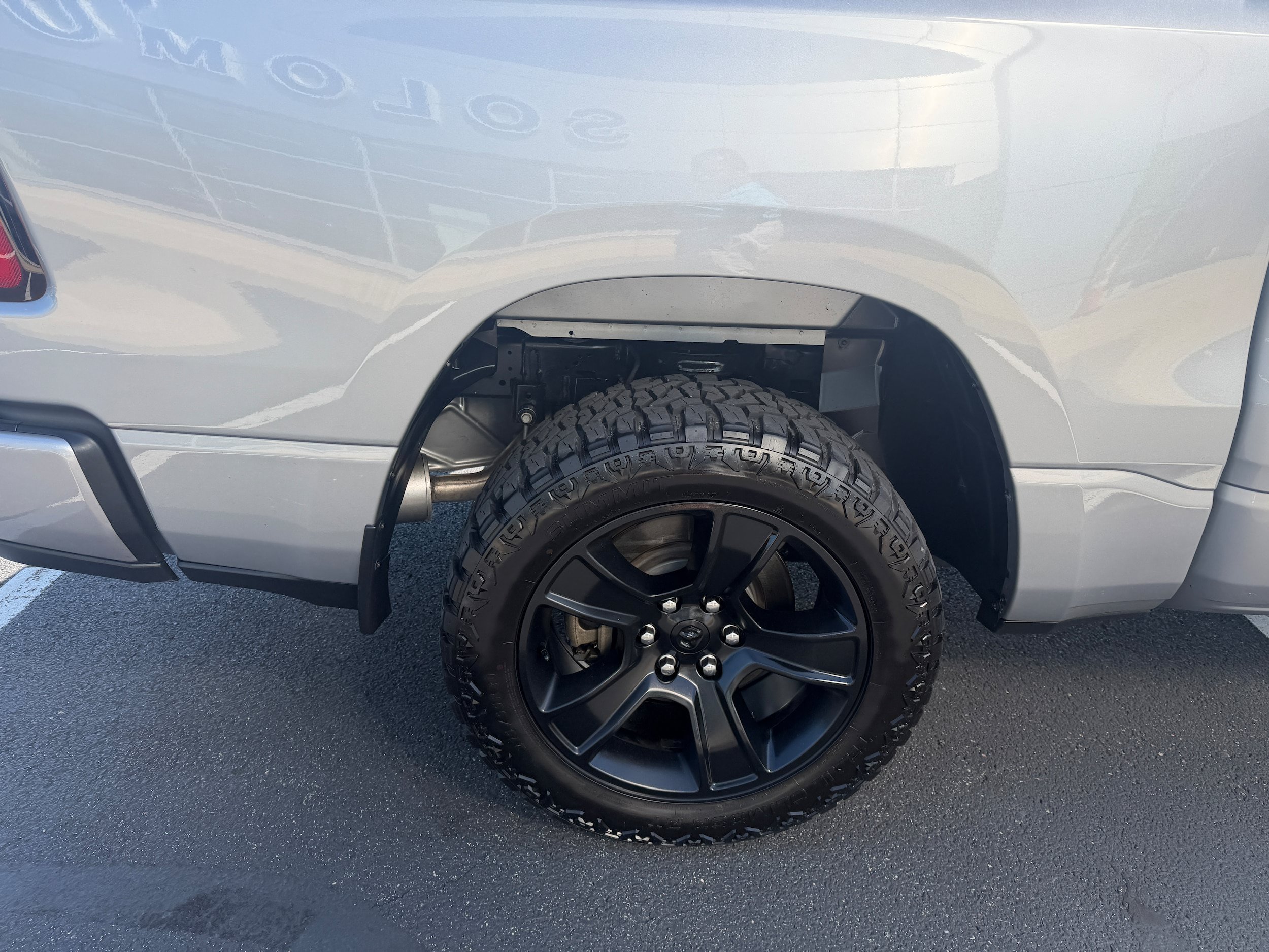 Used 2024 RAM 1500 Big Horn AWD/4WD image 14