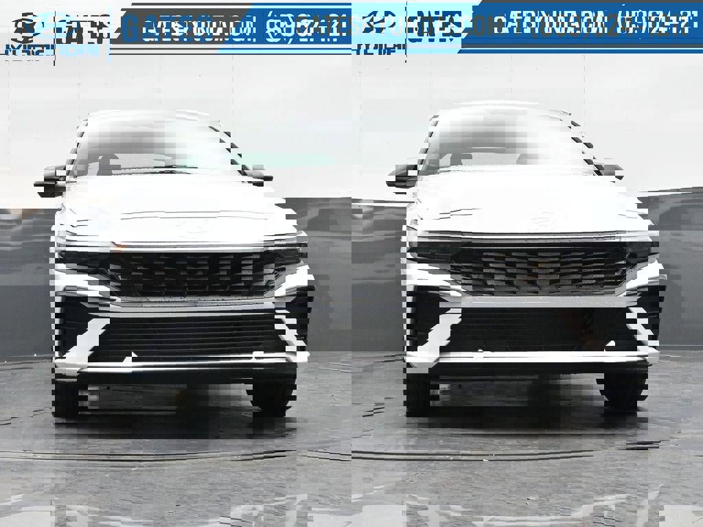 New 2025 Hyundai Elantra Sport image 32