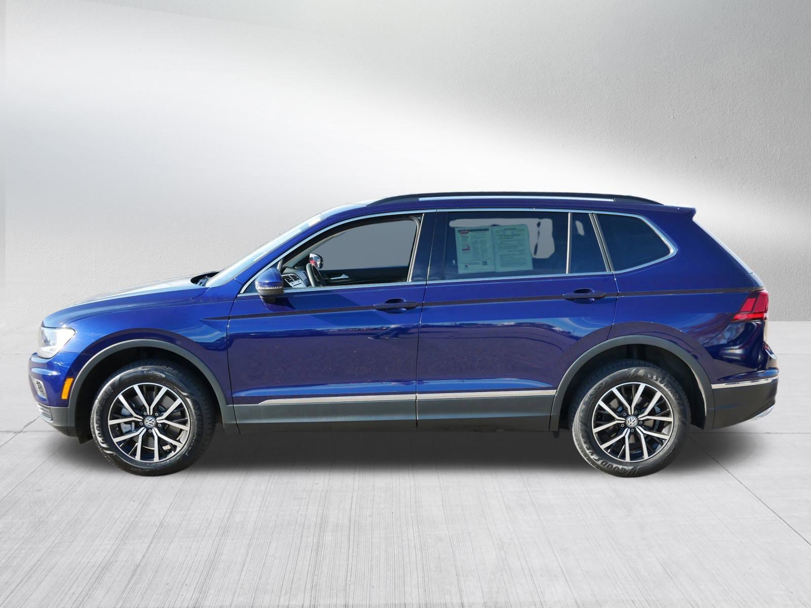 Used 2021 Volkswagen Tiguan SE image 4