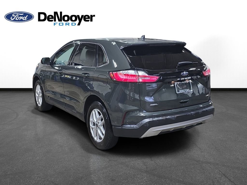 Used 2023 Ford Edge SEL w/ Convenience Package image 9