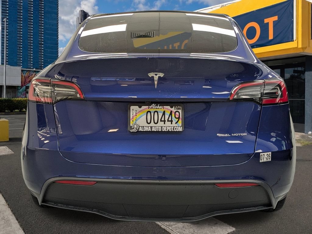 Used 2023 Tesla Model Y AWD image 5
