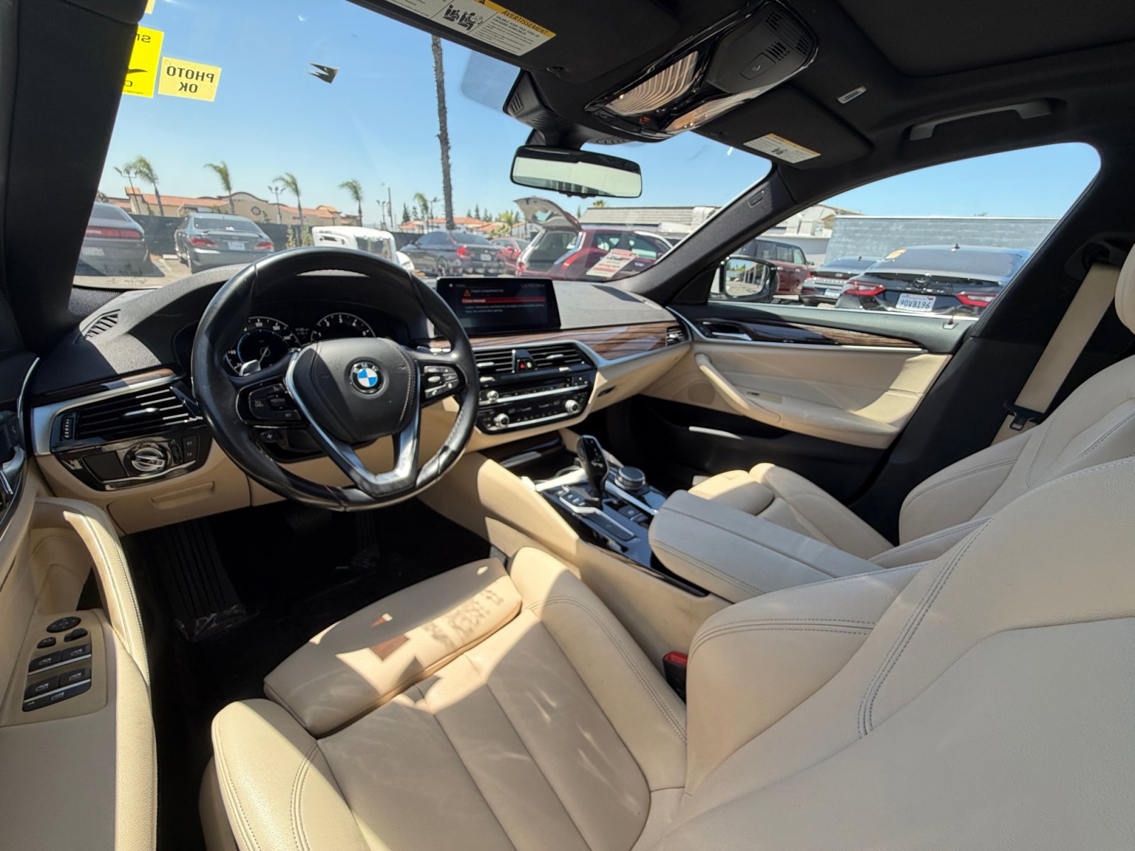 Used 2019 BMW 530i w/ Convenience Package RWD image 17