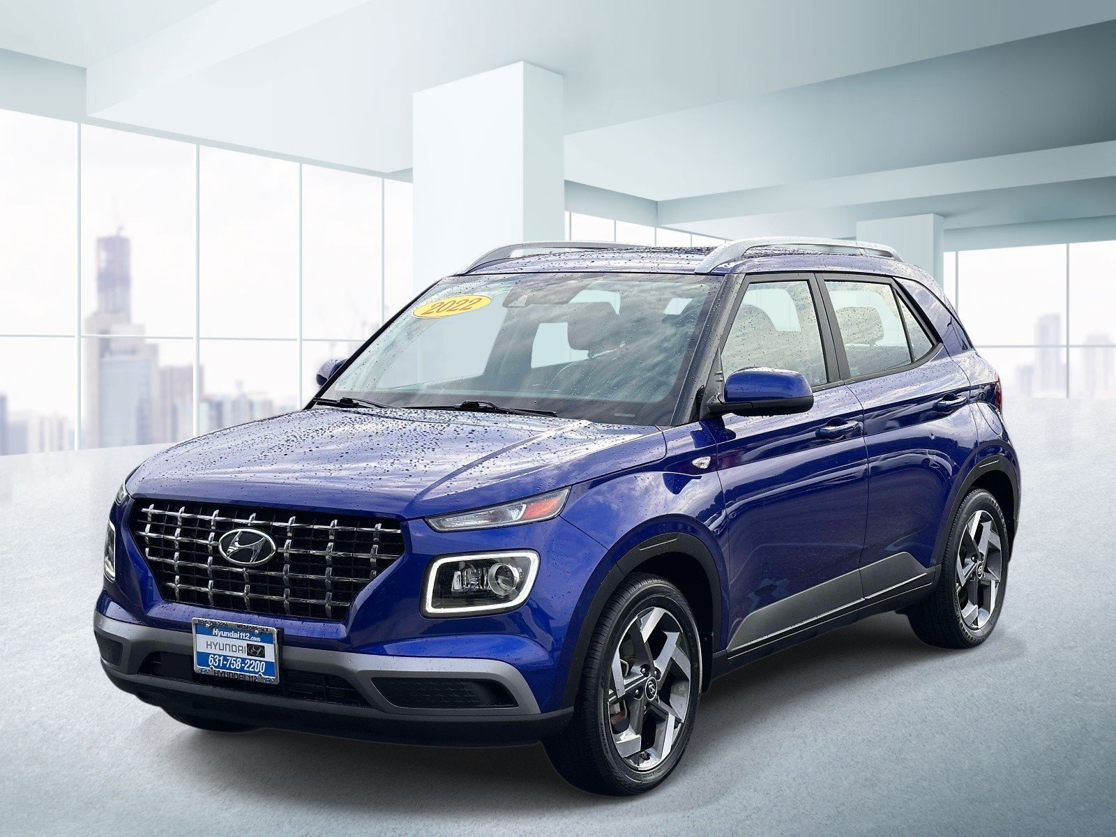 Used 2022 Hyundai Venue Limited FWD image 1