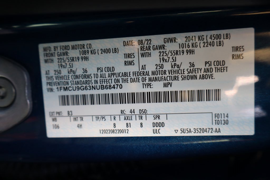 Used 2022 Ford Escape SE w/ SE Sport Appearance Package image 36