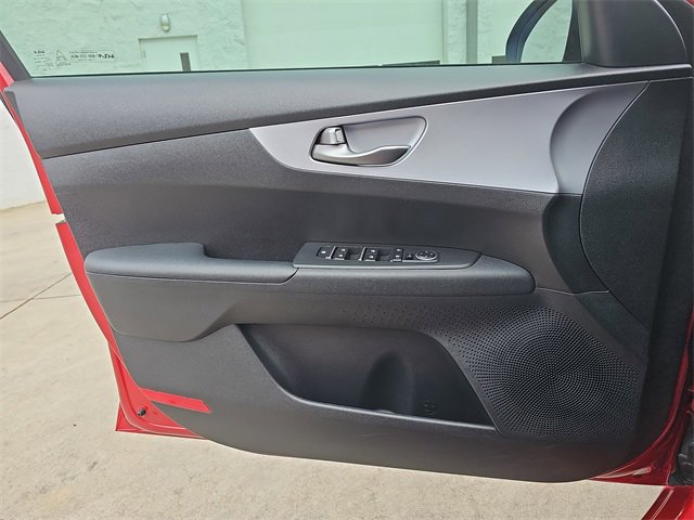 Used 2022 Kia Forte LXS image 26