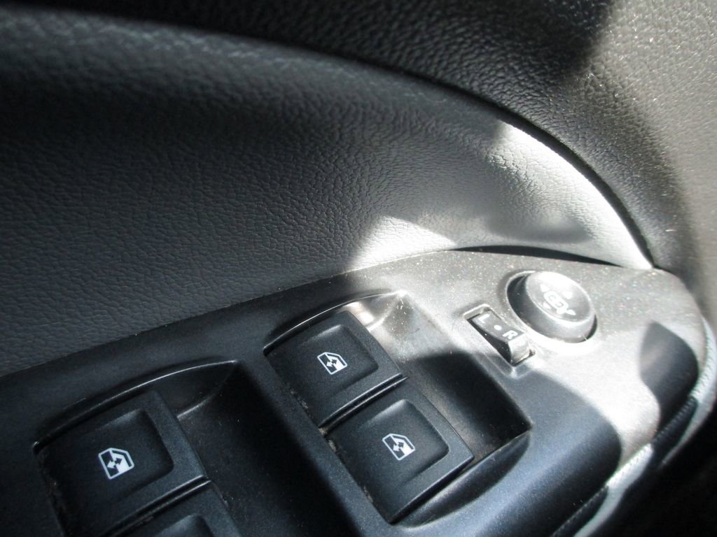 Used 2018 Chevrolet Colorado Z71 image 26