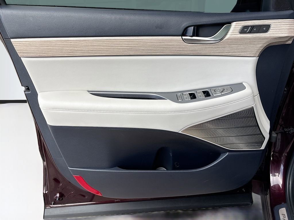 Used 2022 Hyundai Palisade Limited image 26