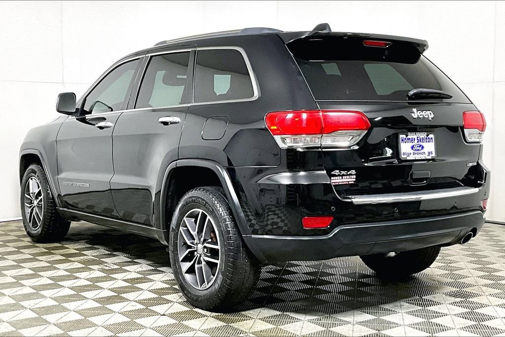Used 2018 Jeep Grand Cherokee Limited image 10