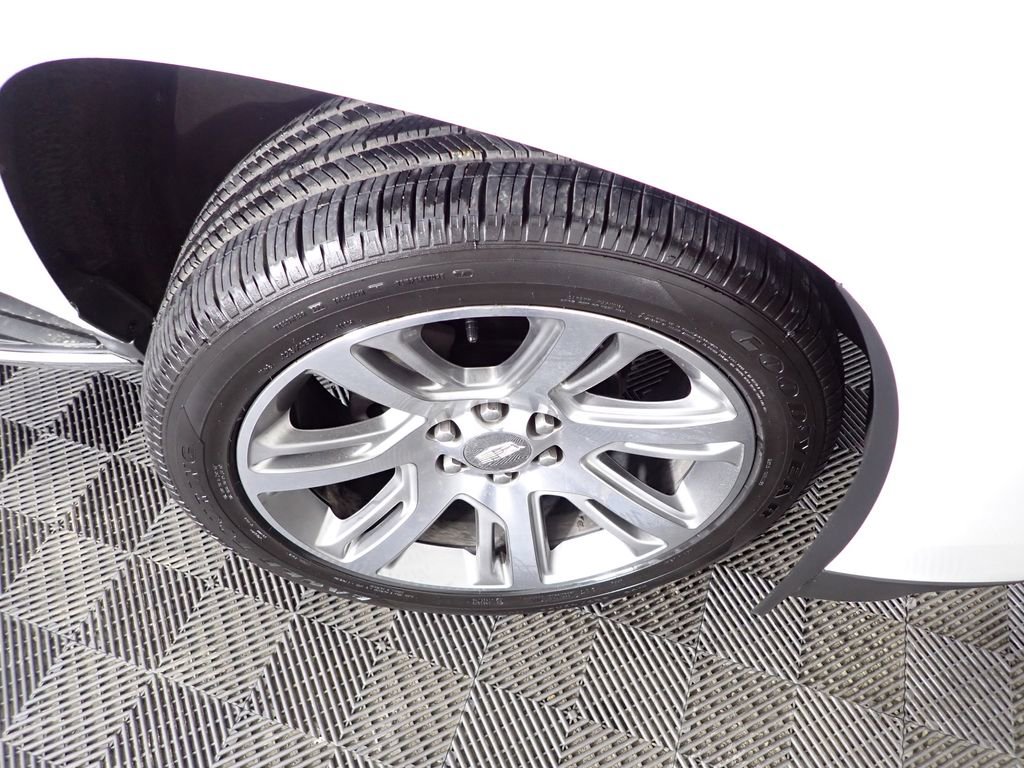 Used 2016 Cadillac Escalade Luxury image 43