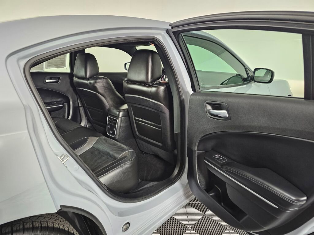 Used 2021 Dodge Charger SXT w/ Leather Interior Group image 35