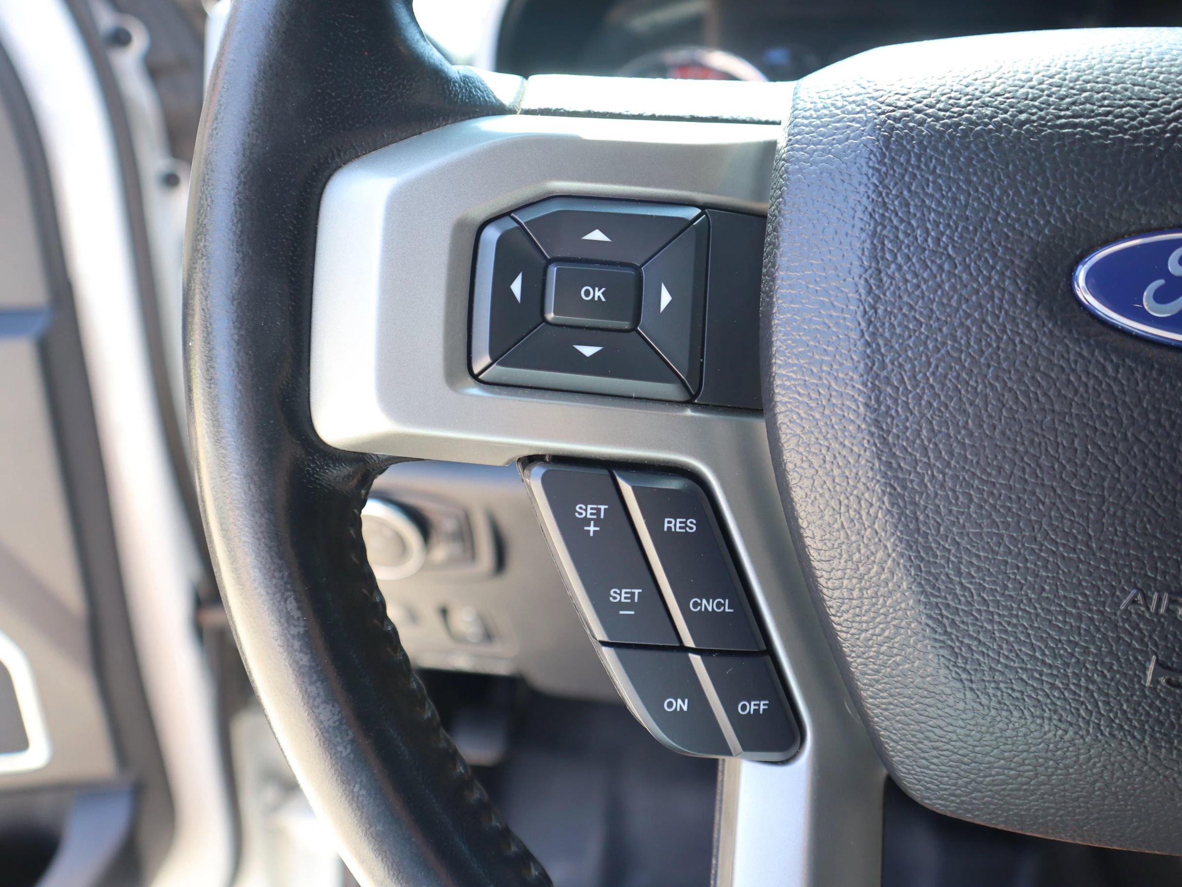 Used 2021 Ford F350 Lariat w/ Lariat Ultimate Package image 22