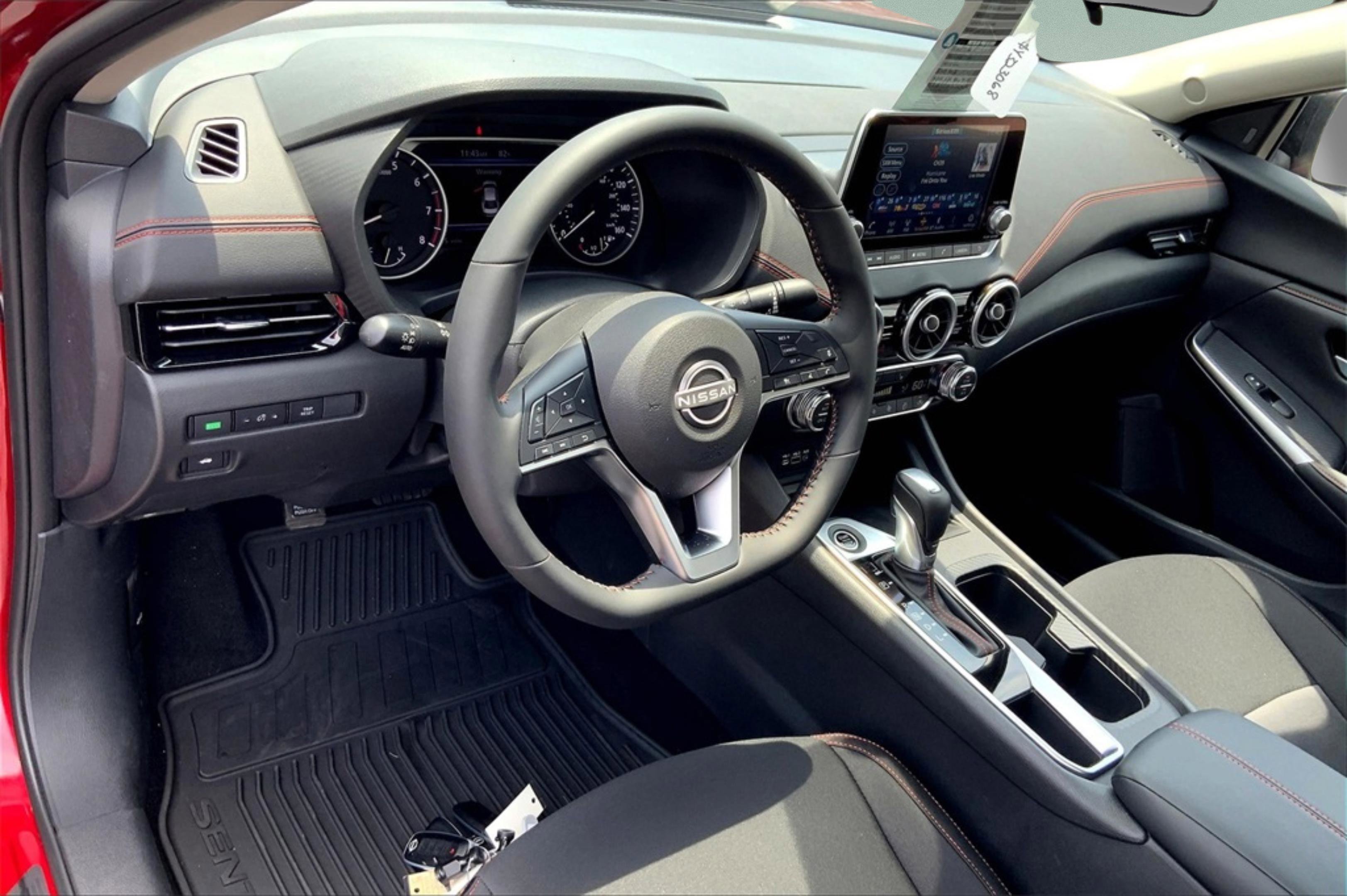 New 2025 Nissan Sentra SR image 7