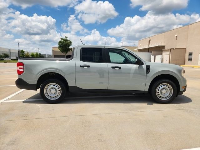 Used 2024 Ford Maverick XL FWD image 4