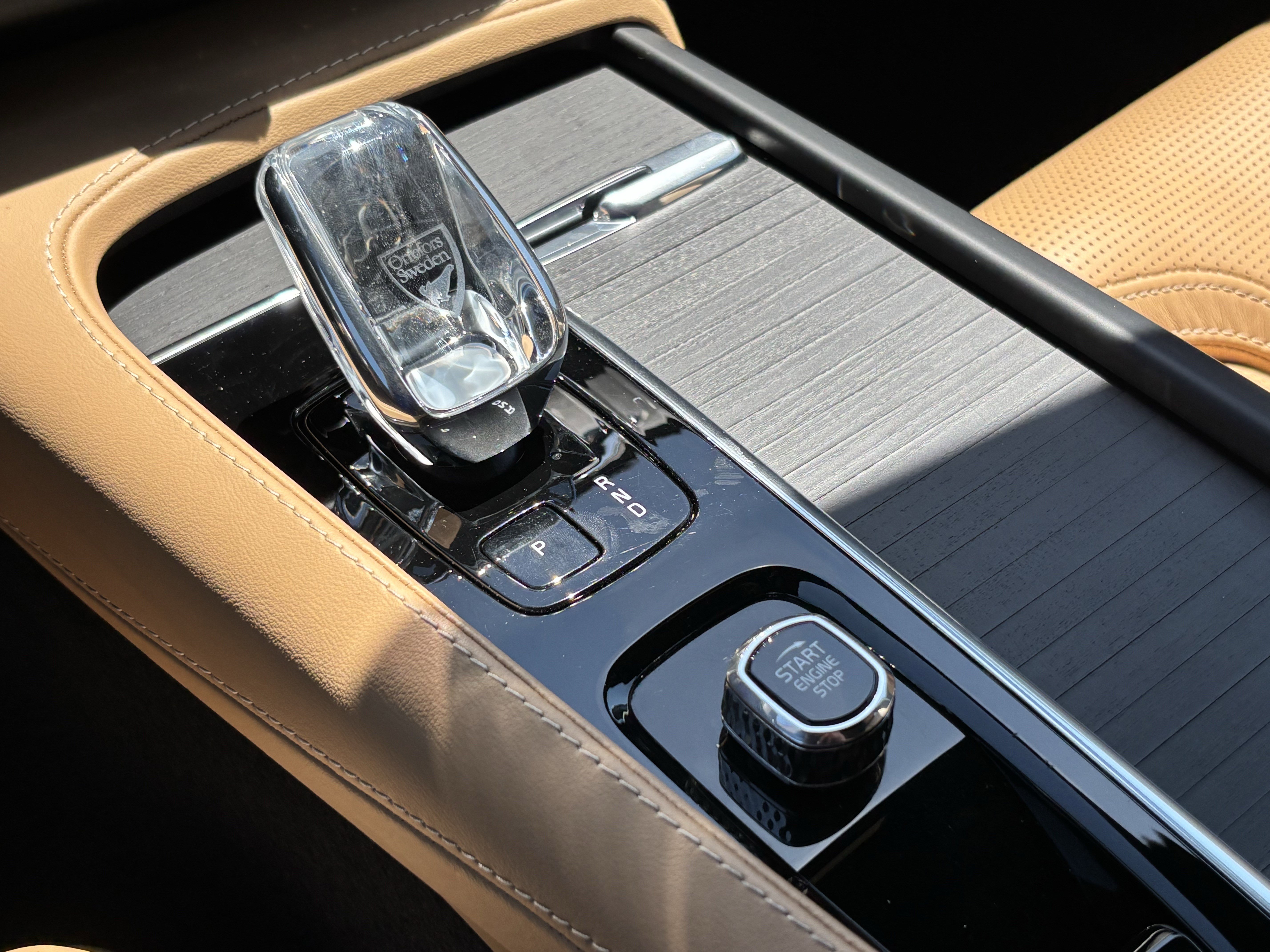 Used 2024 Volvo XC90 B6 Ultimate w/ Protection Package Premier AWD/4WD image 26