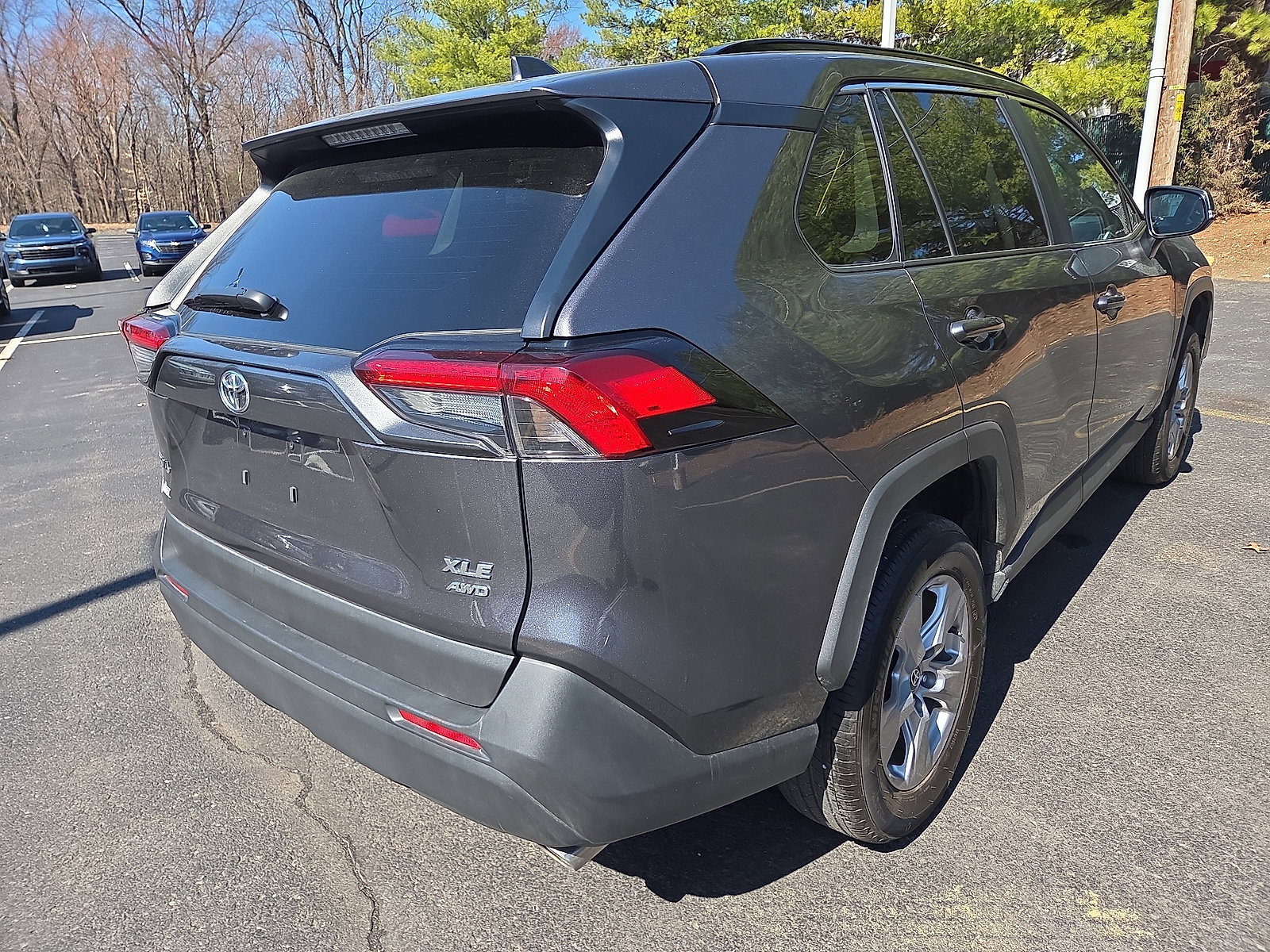 Used 2025 Toyota RAV4 XLE w/ Convenience Package image 3