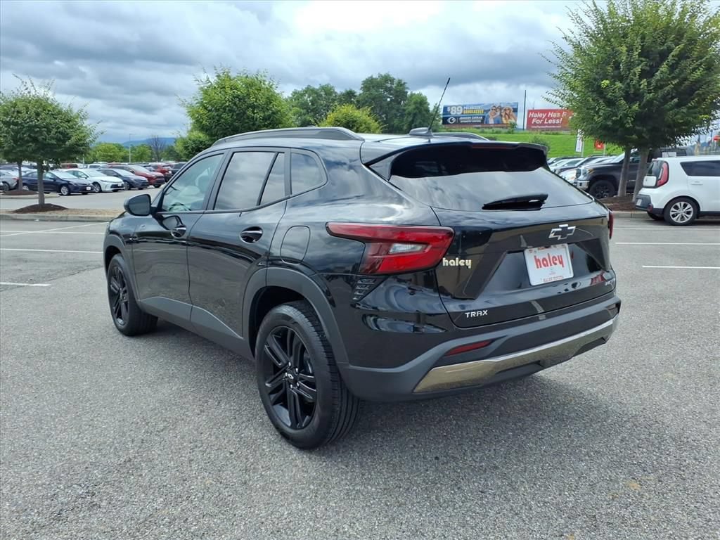 Used 2025 Chevrolet Trax ACTIV w/ Driver Confidence Package FWD image 7