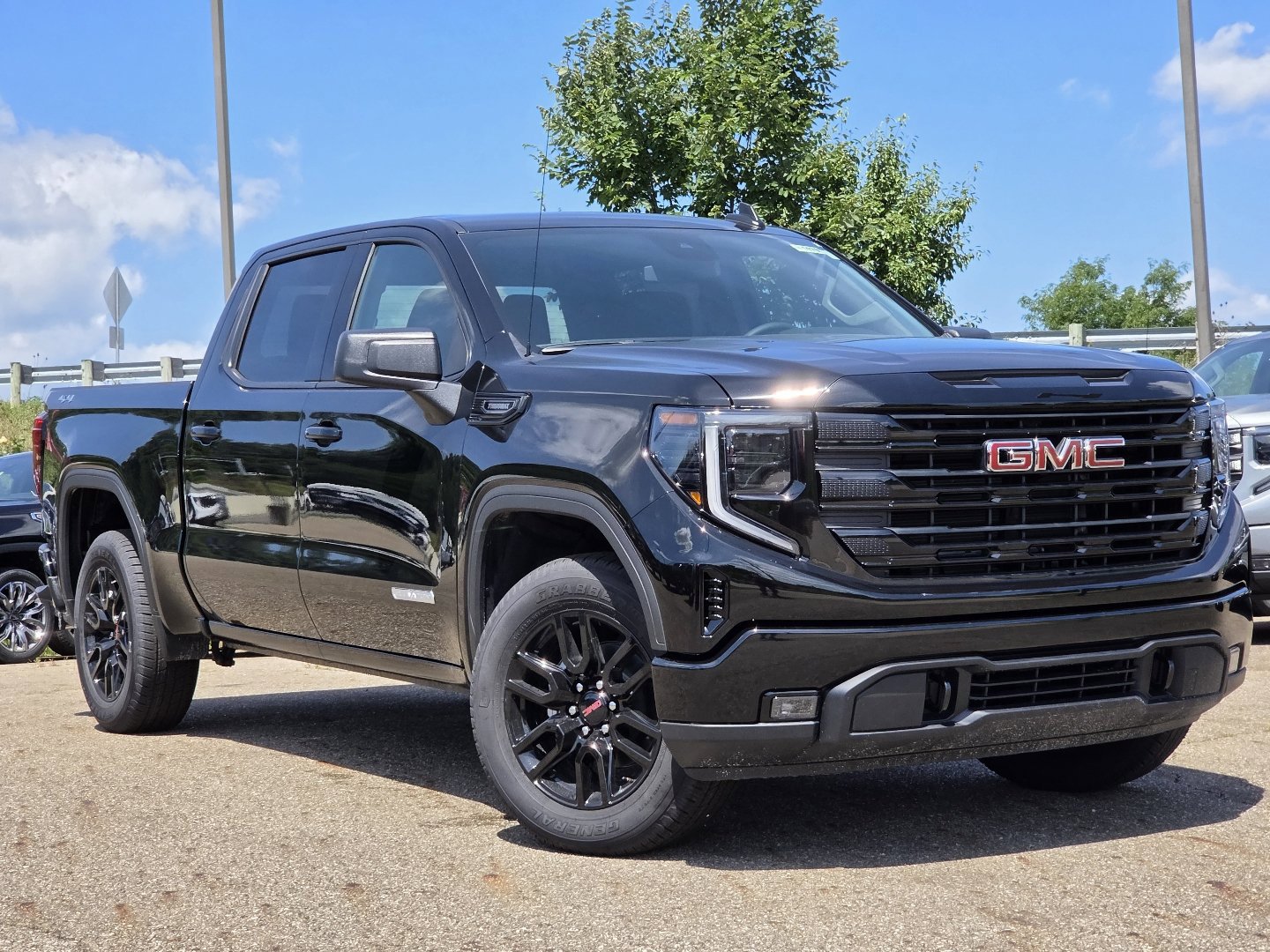 New 2026 GMC Sierra 1500 Elevation AWD/4WD image 2