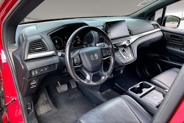 Certified 2025 Honda Odyssey Sport-L image 17