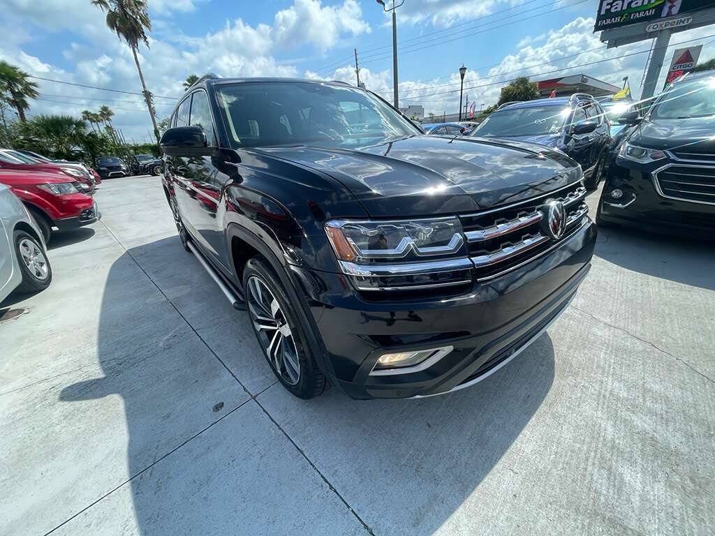 Used 2020 Volkswagen Atlas SEL R-Line AWD/4WD image 4