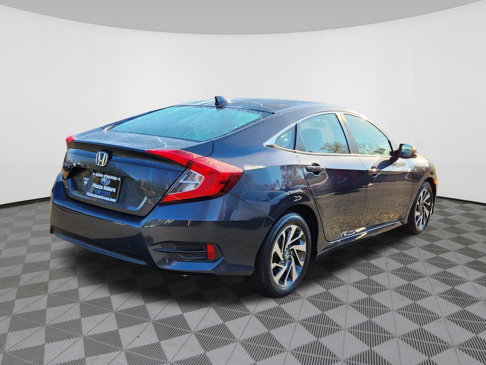 Used 2017 Honda Civic EX image 4