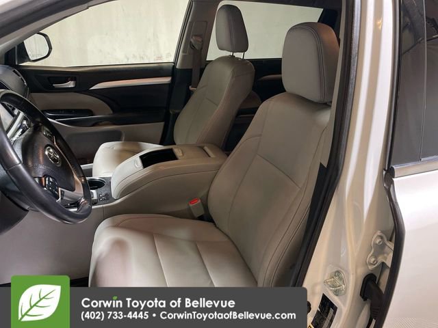 Used 2019 Toyota Highlander XLE image 15