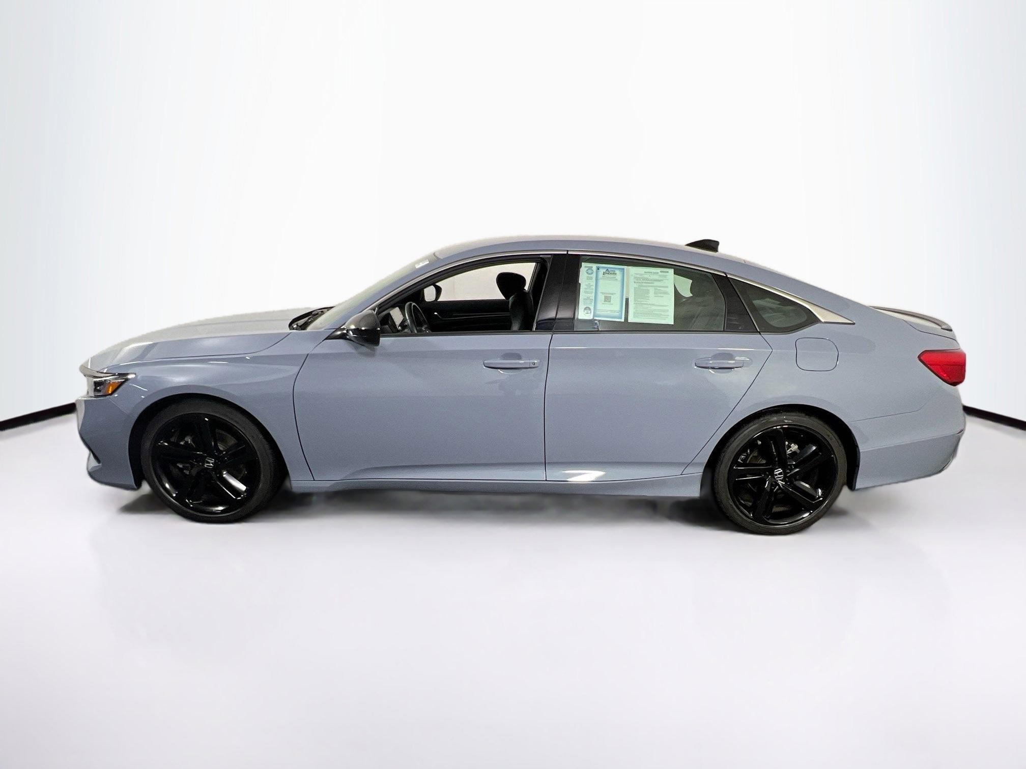 Used 2022 Honda Accord Sport image 8