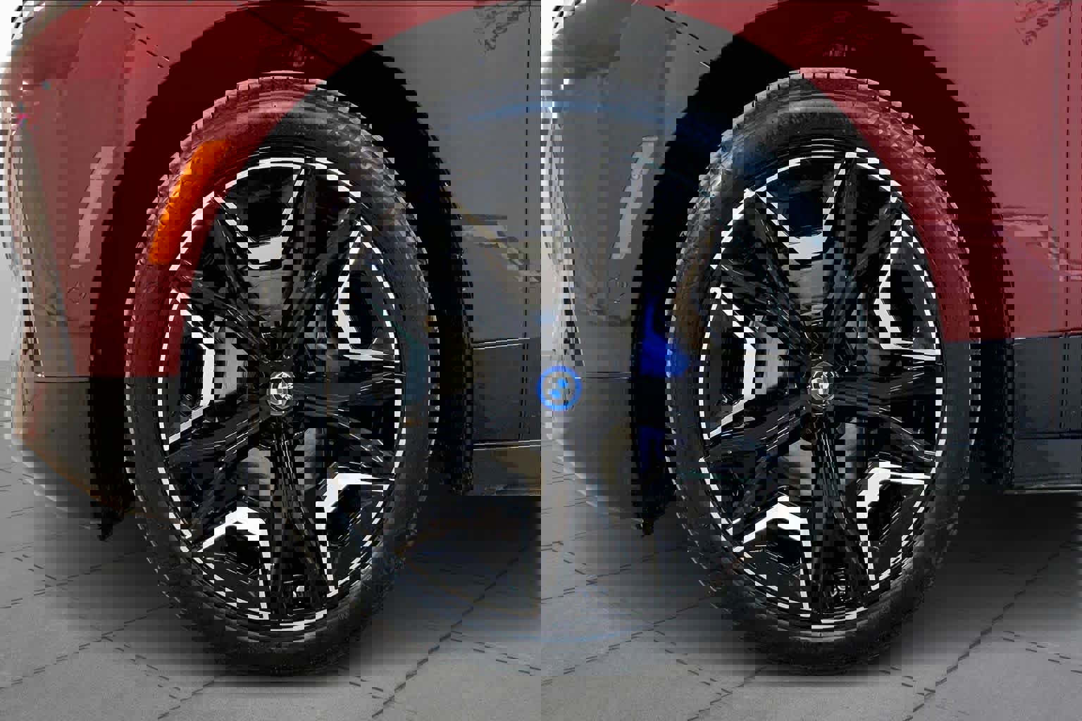 Used 2023 BMW iX xDrive50 w/ Premium Package image 11