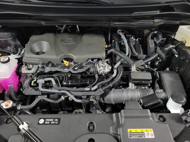 Used 2025 Toyota Sienna XLE FWD image 13