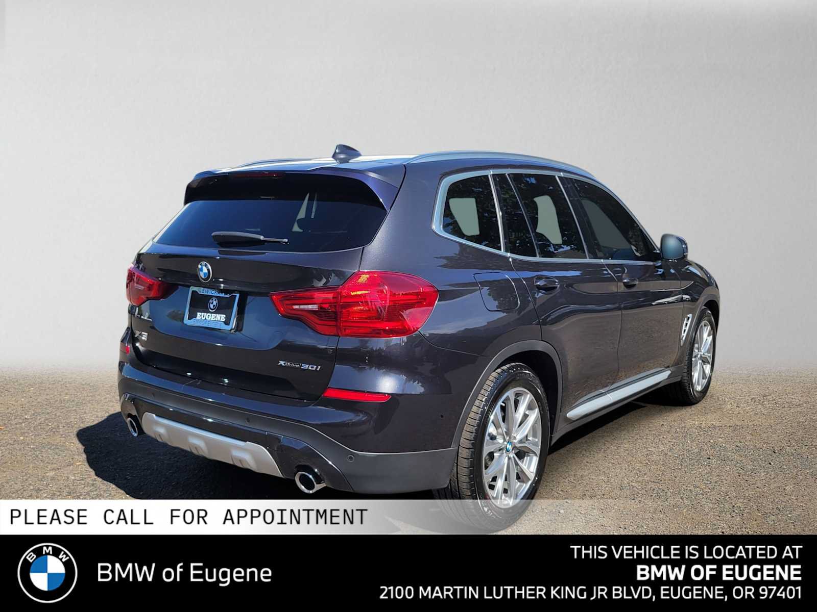 Used 2018 BMW X3 xDrive30i AWD/4WD image 3