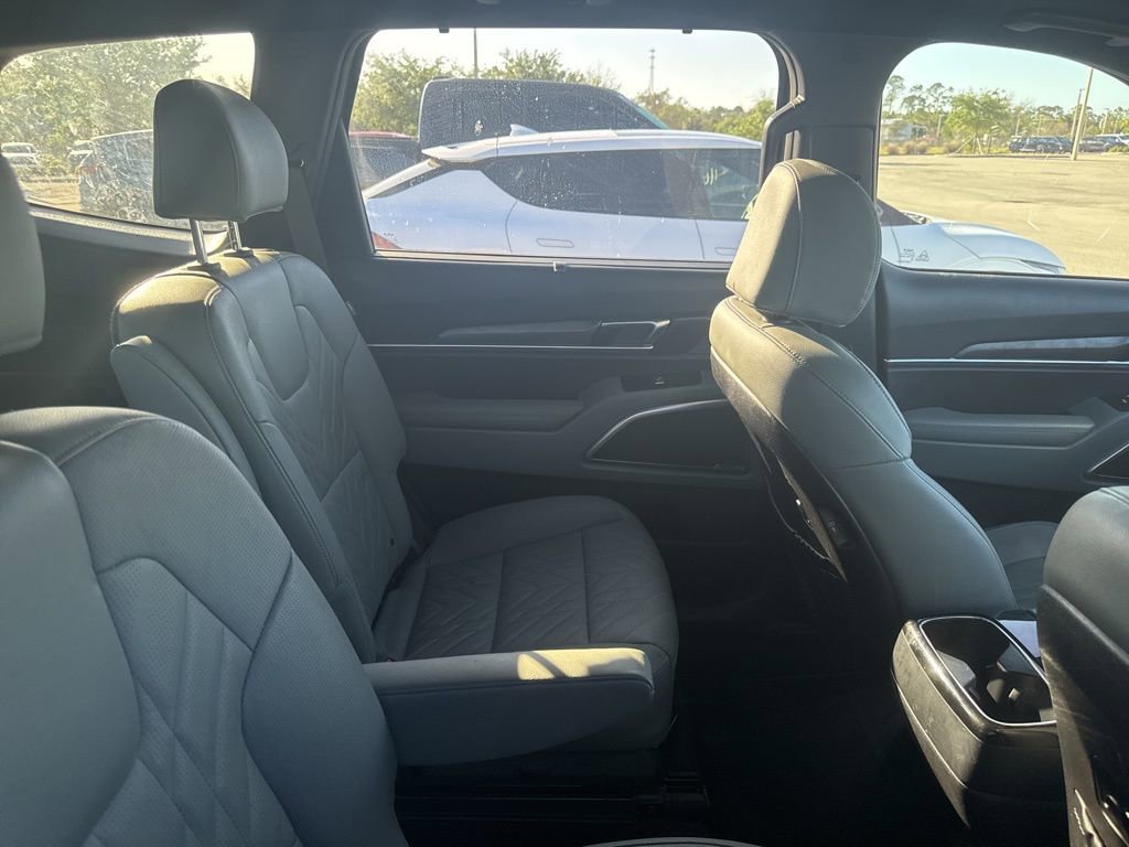 Used 2023 Kia Telluride EX X-Line image 13