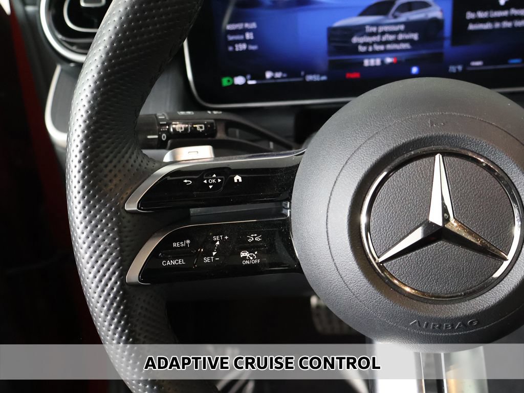 Used 2024 Mercedes-Benz GLC 300 4MATIC w/ AMG Line image 6