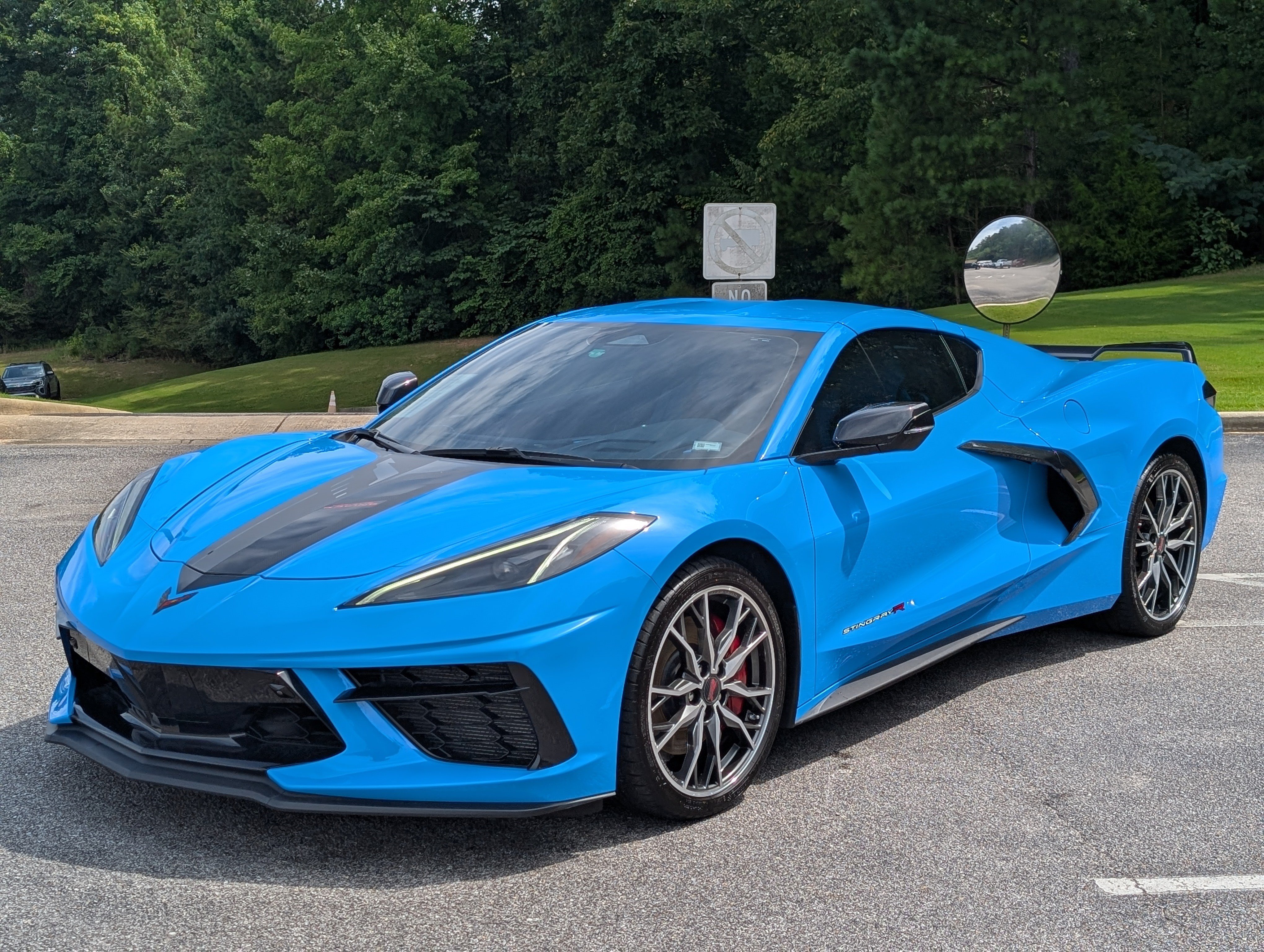 Used 2024 Chevrolet Corvette Stingray Premium Cpe w/ Z51 Performance Package RWD image 5