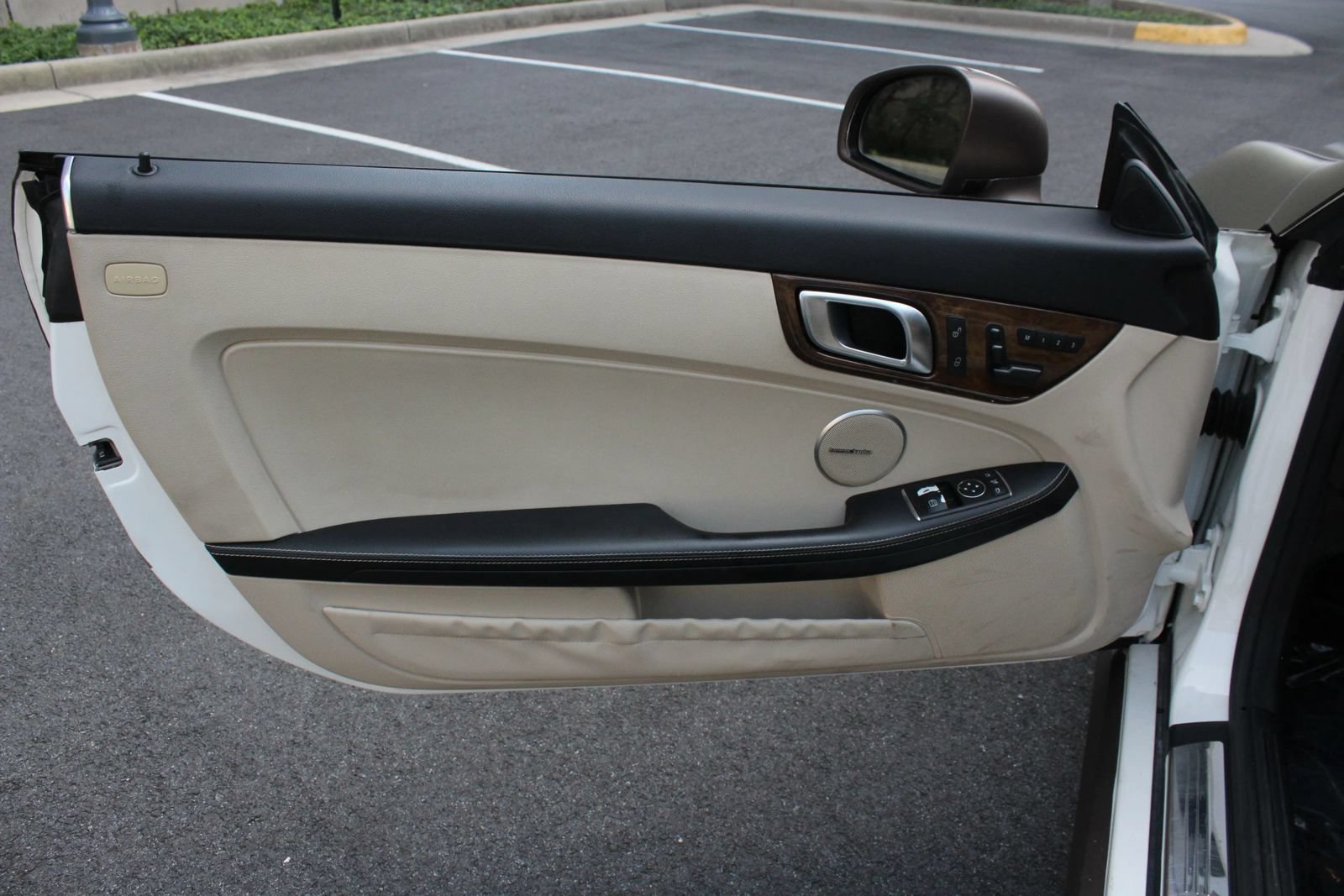 Used 2015 Mercedes-Benz SLK 350 w/ Multimedia Package image 15